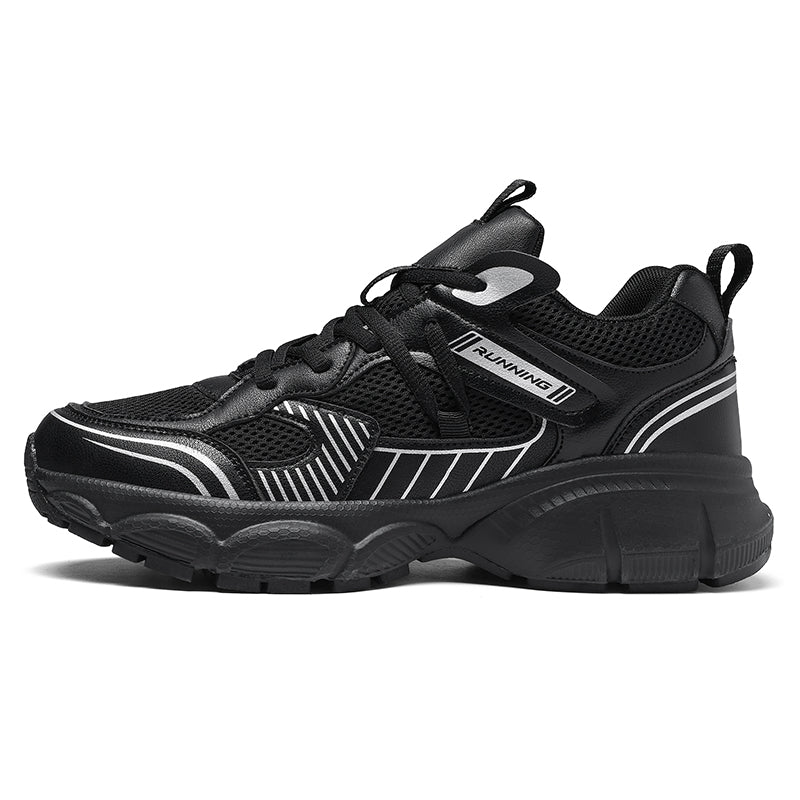 Black Wide-Forefoot Mesh Chunky Sneakers 9826