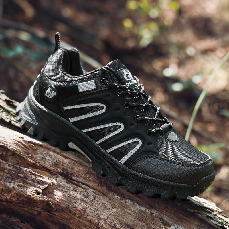Black Wide-Toe Oxford Hiking Shoes 665