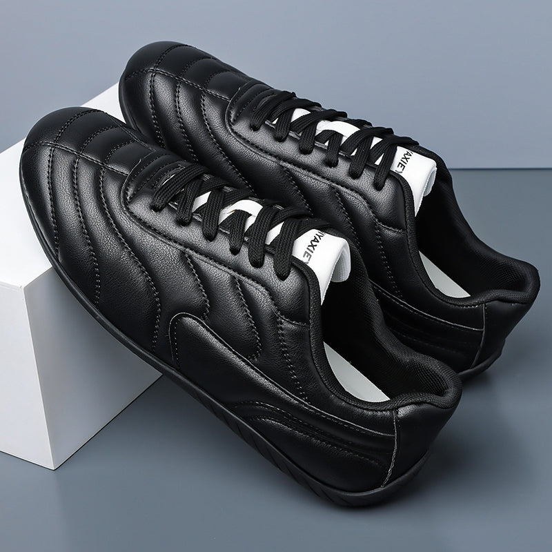 Black Low-Profile Racing Sneakers L33