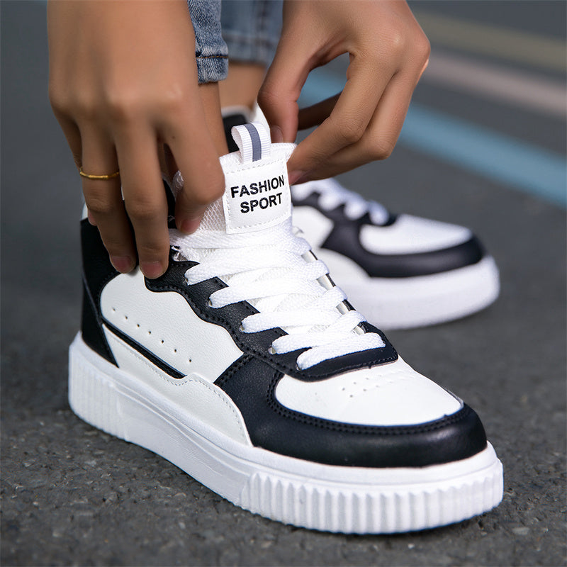 Black Classic Mid-Top Sneakers 089