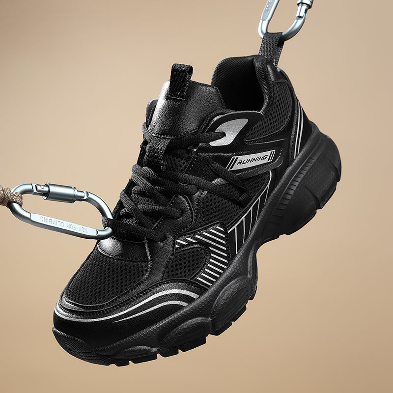 Black Wide-Forefoot Mesh Chunky Sneakers 9826