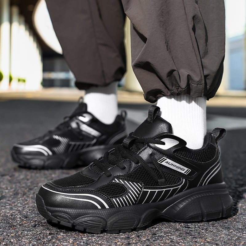 Black Wide-Forefoot Mesh Chunky Sneakers 9826