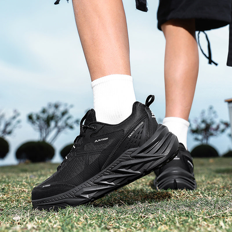 Black Lightweight Outdoor Casual Sneakers A88